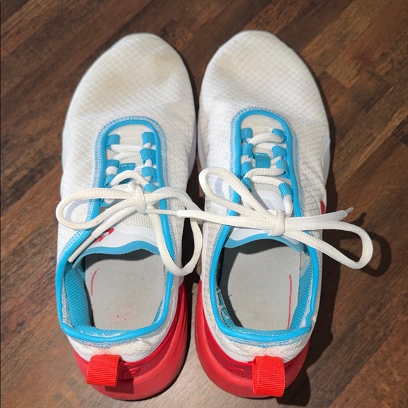 Nike Air Max Motion Women’s Size 8 - Picture 9 of 11